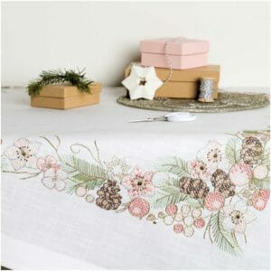 Rico Stickpkg. Tischdecke Christrosen 90 x 90