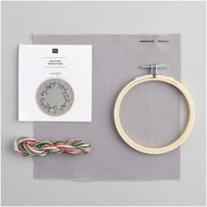 Rico Stickpackung Blumenkranz Gr.10 cm – Bild 3